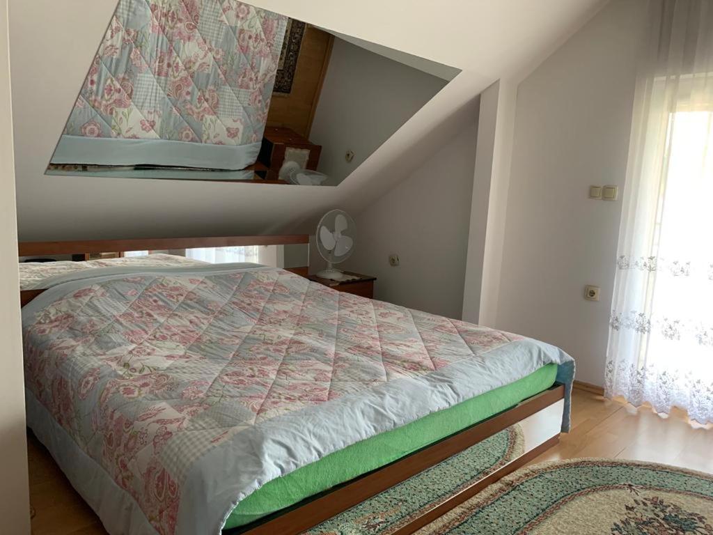 Kod Bajrame Hotel Szarajevó Kültér fotó