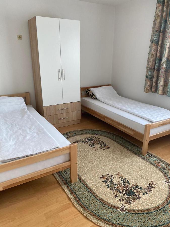 Kod Bajrame Hotel Szarajevó Kültér fotó