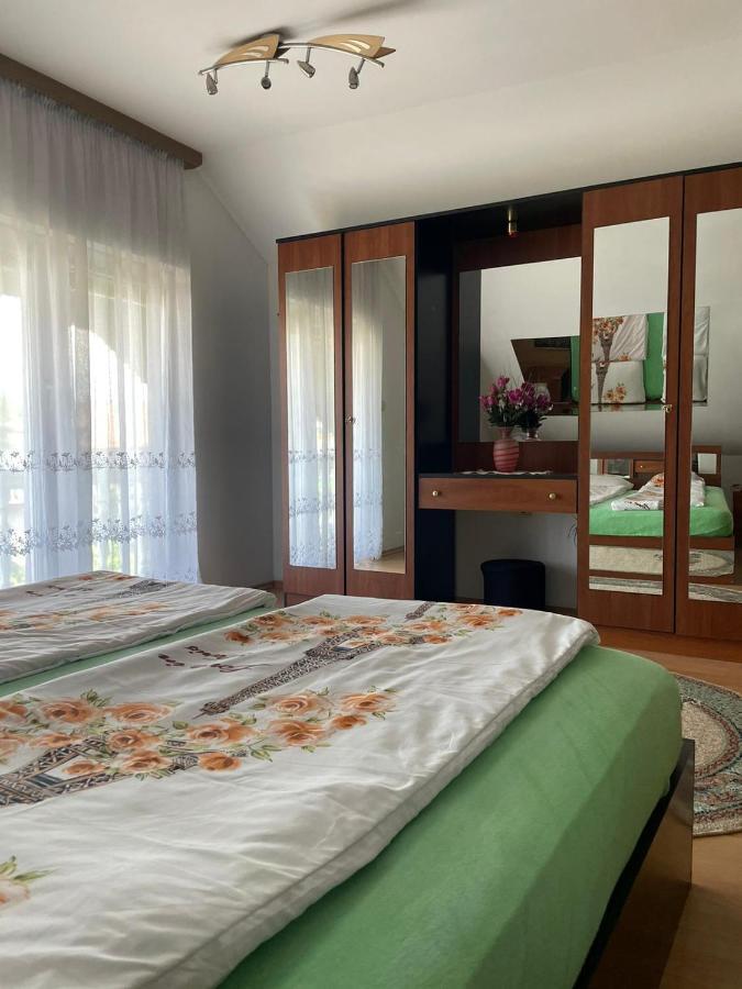 Kod Bajrame Hotel Szarajevó Kültér fotó