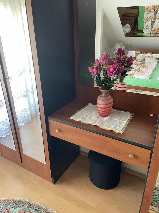 Kod Bajrame Hotel Szarajevó Kültér fotó