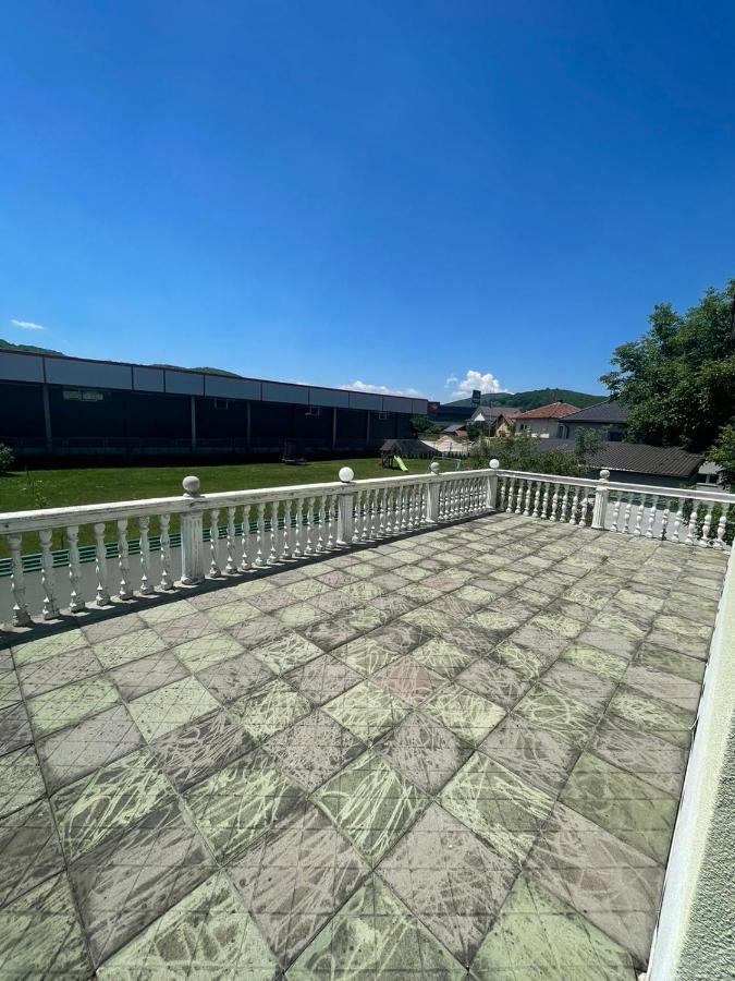 Kod Bajrame Hotel Szarajevó Kültér fotó