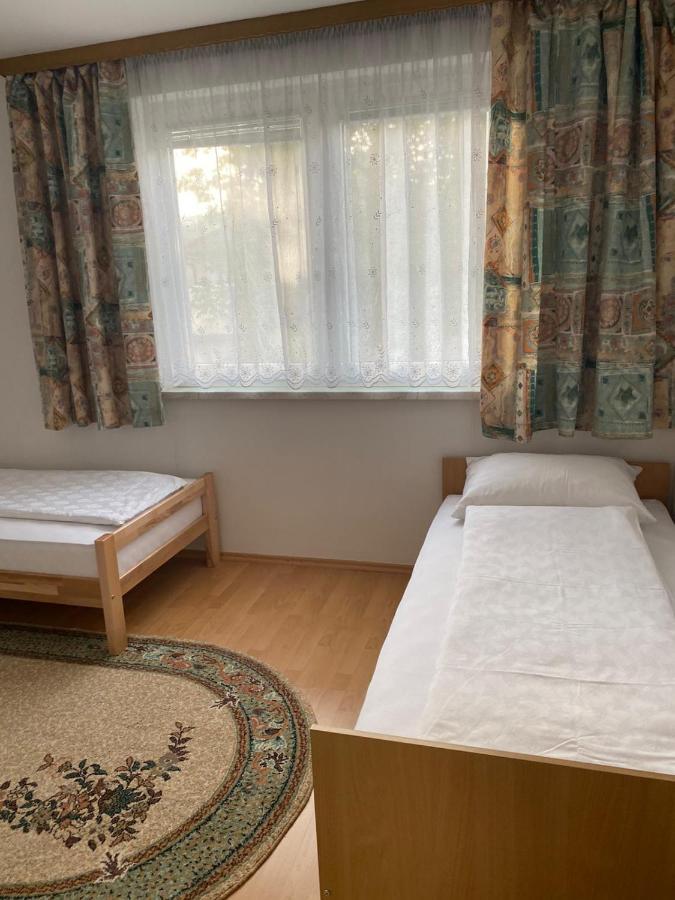 Kod Bajrame Hotel Szarajevó Kültér fotó